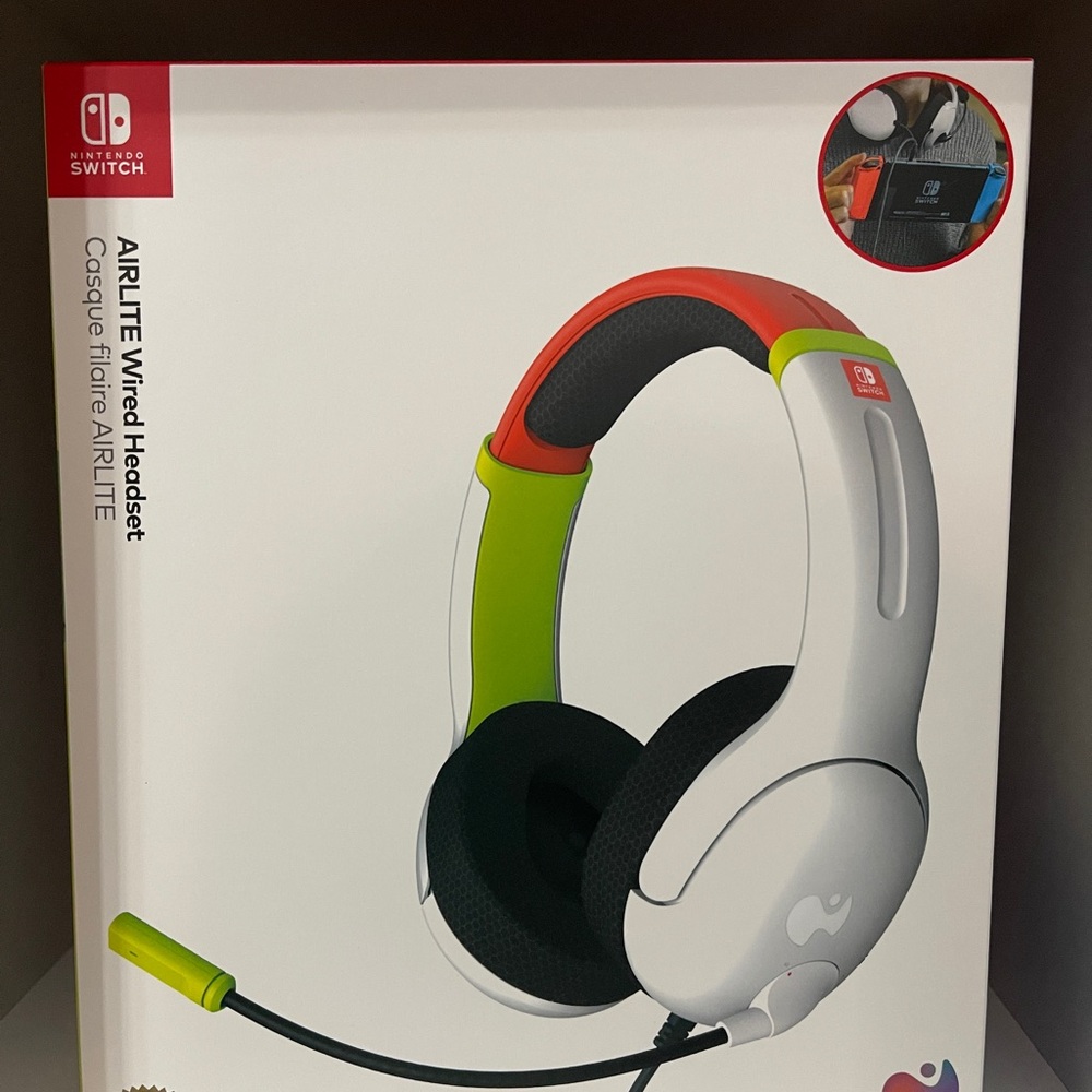 AIRLITE Wired Headset for Nintendo Switch - White and Green